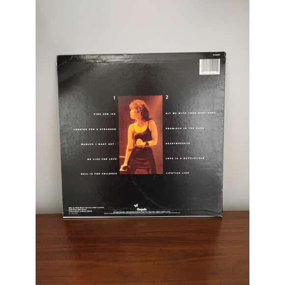 Live From Earth [LP] Pat Benatar (Vinyl, Chrysalis Records USA) 33 Record Album - Picture 2 of 11